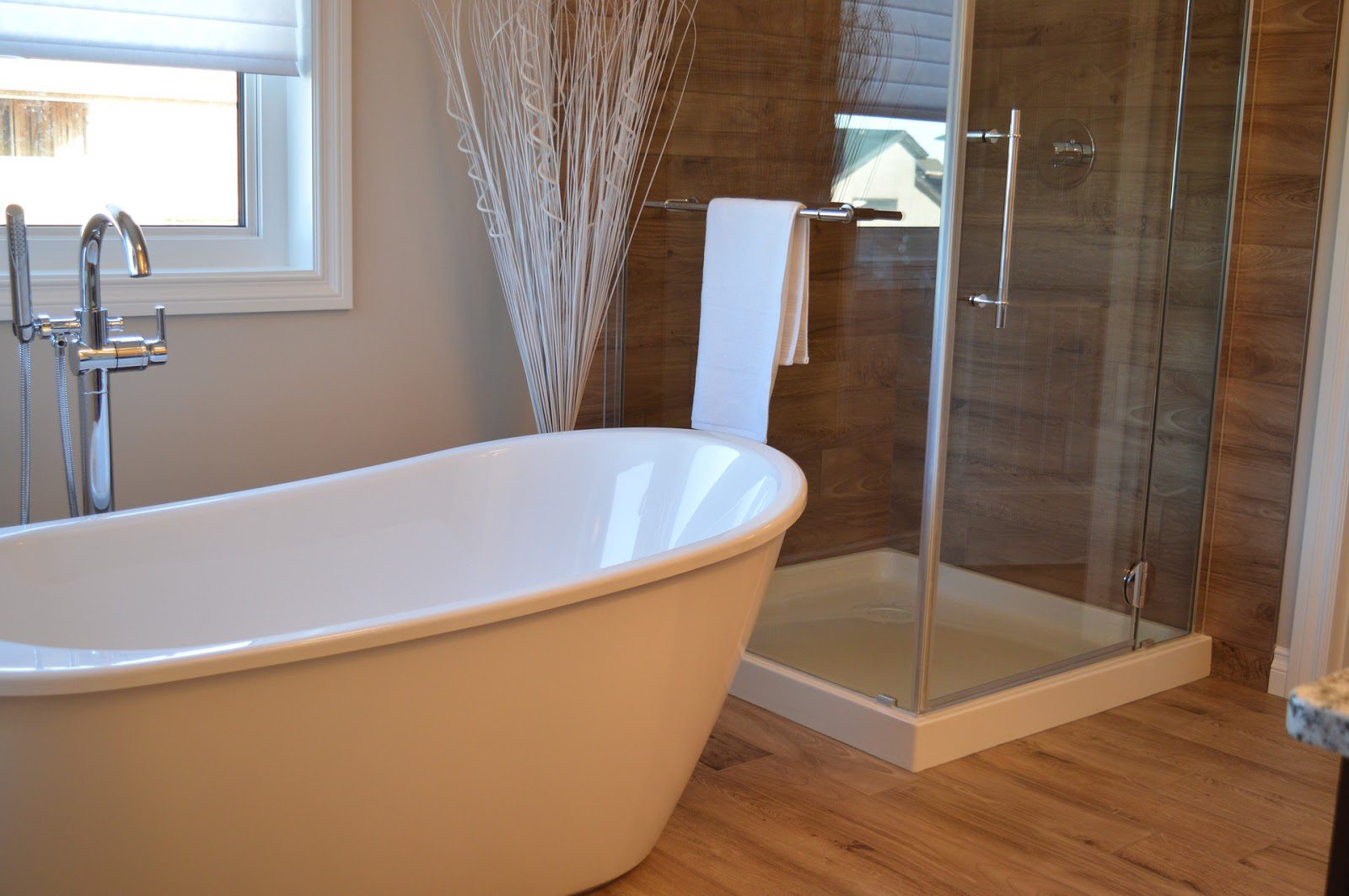 3 Ways to update a small bathroom