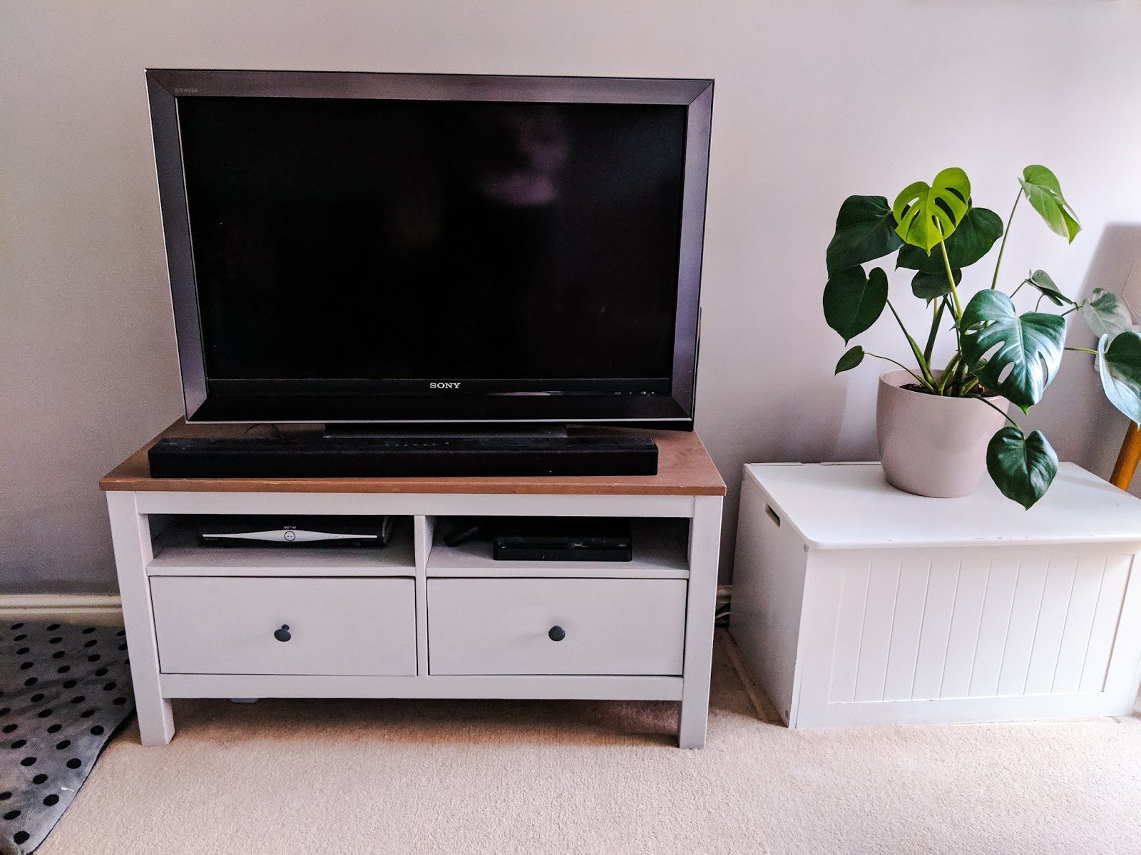 Upcycling Ikea Furniture with Rust-Oleum | Review